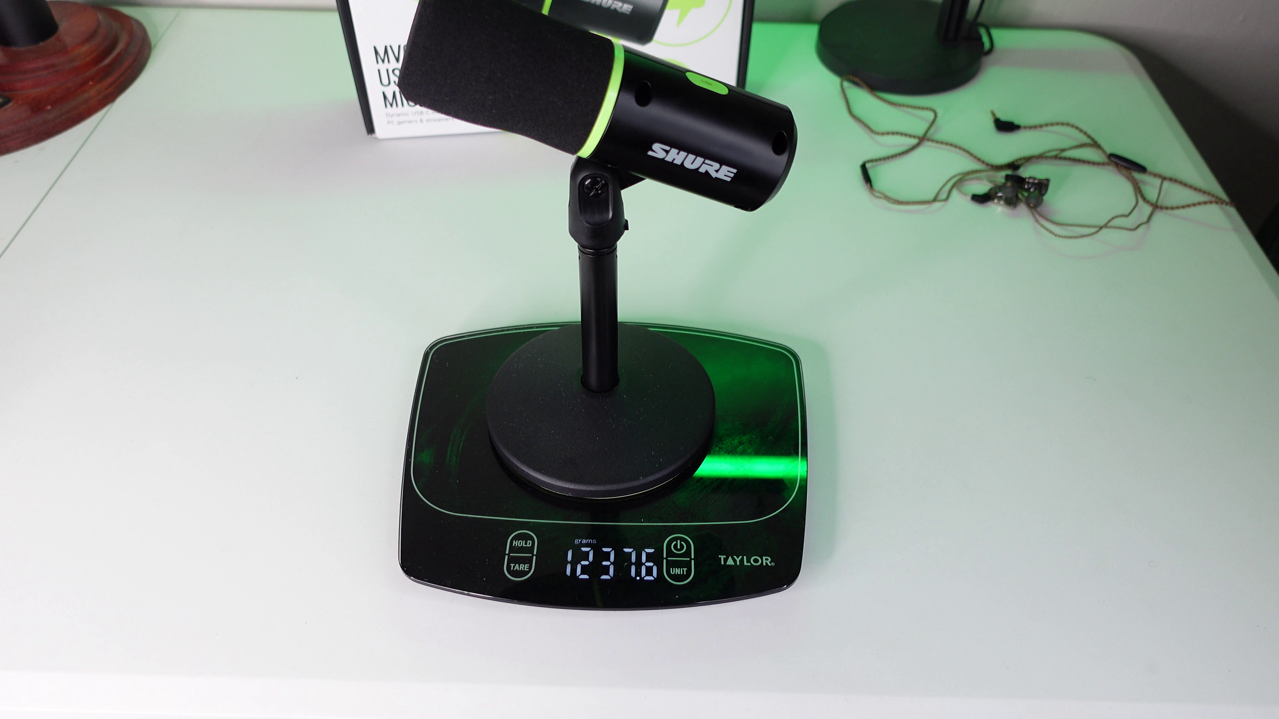 【値下げ】SHURE MV6 スタンド付き Shure MV6 - Broadcast Supply Worldwide